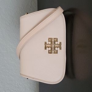 Tory Burch Britten Convertible Crossbody Clutch